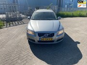 Volvo V70 - 2.4 D5 Momentum AUTOMAAT