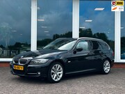 BMW 3-serie - 320i Luxury Line - Navi - PDC - LM