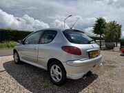 Peugeot 206 - 1.4 Quiksilver |LM