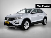 Volkswagen T-Roc - 1.5 TSI Style | 150 PK | Automaat | Parkeersensoren | Trekha
