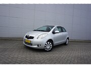 Toyota Yaris - 1.3 VVTi Sol Airco / Elektr. ramen / NAP