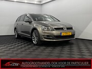 Volkswagen Golf - 1.4 TSI Connected Series R-Line Half leder, Stoelverwarming,