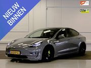 Tesla Model 3 - Long Range AWD 75 kWh 20''LM Performance look Verlaagd Mooi!