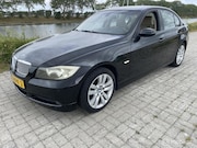 BMW 3-serie - 320i High Executive