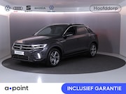 Volkswagen T-Roc - 1.5 TSI R-Line 150 PK DSG | Navigatie | Trekhaak afneembaar