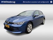 Volkswagen Golf - 1.5 eHybrid Life Edition 17"LMV / App.Connect / Stoel-, stuu
