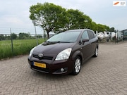 Toyota Verso - 2.2 D-4D Luna Weinig Km Uniek op Grijs kenteken
