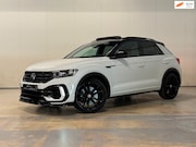 Volkswagen T-Roc - 2.0 TSI 4Motion R | AKRAPOVIC | MAXTON DESIGN | PANO | BEATS