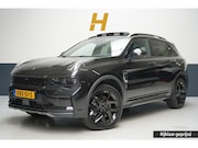 Lynk & Co 01 - 1.5 | Zwart optiek | 360 camera | Panoramadak | Navigatie |