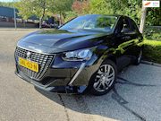 Peugeot 208 - 1.2 Nieuwe Distributie Automaat Apple carplay Navigatie Crui