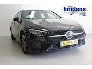 Mercedes-Benz A-klasse - 180 Business Line | 16'LMV | NAVIGATIE | LEDER/STOF | CAMERA