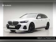 BMW 5-serie - Touring 520i M-Sport | Driving Assistant P
