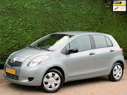 Toyota Yaris - 1.3 VVTi RIJDT NIEUW/LAGE KM/APK 8-2027/5DRS