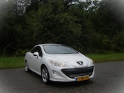 Peugeot 308 - 1.6 THP Black&White . Cabrio hardtop . Leder . Elec stoelen