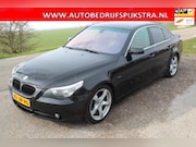 BMW 5-serie - 520i // 6 cilinder / leer