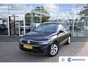 Volkswagen Tiguan - 1.5 TSI 150PK DSG-7 Life | TREKHAAK | NAVI BY APP | CAMERA |