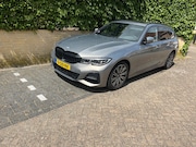 BMW 3-serie - 330i High Executive Edition