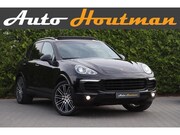 Porsche Cayenne - S E-Hybrid 419PK | Pano ☀️ | Bose | Trekhaak | Leder ️ | Zee