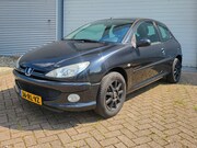 Peugeot 206 - 1.4 X-line Inruilkoopje Meeneemprijs