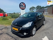 Peugeot 208 - | 2014 | 1.2 VTi Envy | Export en Handel