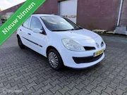 Renault Clio - 1.2-16V Authentique