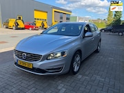 Volvo V60 - 2.4 D6 AWD Plug-In Hybrid Summum/Nette Auto/ Airco/E.ramen