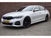 BMW 3-serie - 320i Executive Edition '20 M-pakket inruil mogelijk