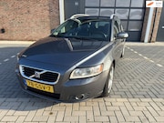 Volvo V50 - 2.4 D5 Momentum