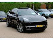 Porsche Macan - 2.0 / Panoramadak / Camera / Luchtvering / Sportchrono / Bos