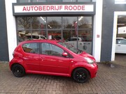 Toyota Aygo - 1.0-12V 5-Drs Red Aspiration AIRCO, LEUKE UITVOERING