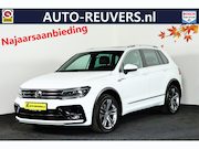 Volkswagen Tiguan - 2.0 TSI 4Motion R-Line Panorama / Opendak / ACC / Navigatie