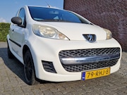 Peugeot 107 - 1.0-12V XR
