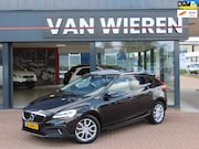 Volvo V40 Cross Country - 1.5 T3 Polar+ Luxury Trekhaak Leder Camera Pano NAP 1e EIG.