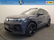 Volkswagen Tiguan - 1.5 eHybrid 272pk DSG/AUT R-Line Wegklapbare trekhaak, Panor