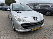 Peugeot 206 - + 1.4 XS, 5drs, Airco, Clima, Trekhaak.