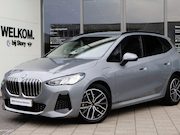 BMW 2-serie Active Tourer - 225e xDrive M Sport Automaat / Sportstoelen / Harman Kardon