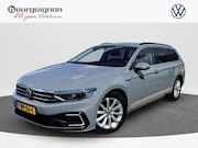 Volkswagen Passat - Variant 1.4 TSI PHEV GTE Business | Trekhaak | LED | DAB | A