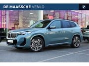 BMW X1 - xDrive23i M Sport Automaat / Panoramadak / Trekhaa