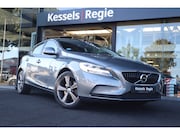 Volvo V40 - 2.0 T3 Momentum | Stoelverwarming | LED | Sensoren | 17" | C