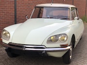 Citroën DS - Pallas Hydr. Largley first paint. Not Restored Everywhere Or