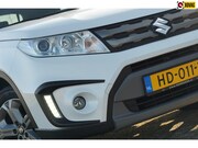Suzuki Vitara - 1.6 Exclusive Automaat - Arctic White/Black