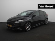 Ford Focus - 2.0 ST | Winterpakket | Achteruitrijcamera | Sportstoelen |