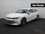 Volkswagen Passat - Variant 1.5 eTSI Elegance Business | Direct leverbaar | LED