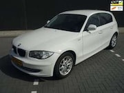 BMW 1-serie - 118i 143 Pk Business Line Automaat