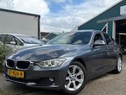 BMW 3-serie - 330D High EXE Aut8 ECC | LMV | Leer | Navi | Schuifdak