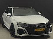 Audi RS3 - 2.5 TFSI quattro A3 Sportback B&O*PANO*400PK*KEYLESS*BLACK*F
