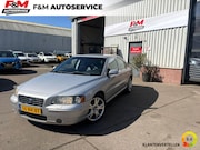 Volvo S60 - 2.4 Summum Nieuwe koppeling en distributie! Clima, stoelverw