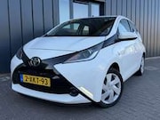 Toyota Aygo - 1.0 VVT-i x-play 5DRS Airco*Camera*LED NAP