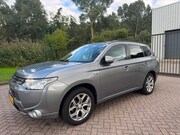 Mitsubishi Outlander - 2.0 PHEV Instyle/NWE APK/ECC/AUT/PANO/CRUISE/NAVI/TREKHAAK/L