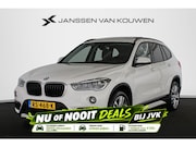 BMW X1 - sDrive18i Executive Sport Line Panoramadak Trekhaak Groot Na